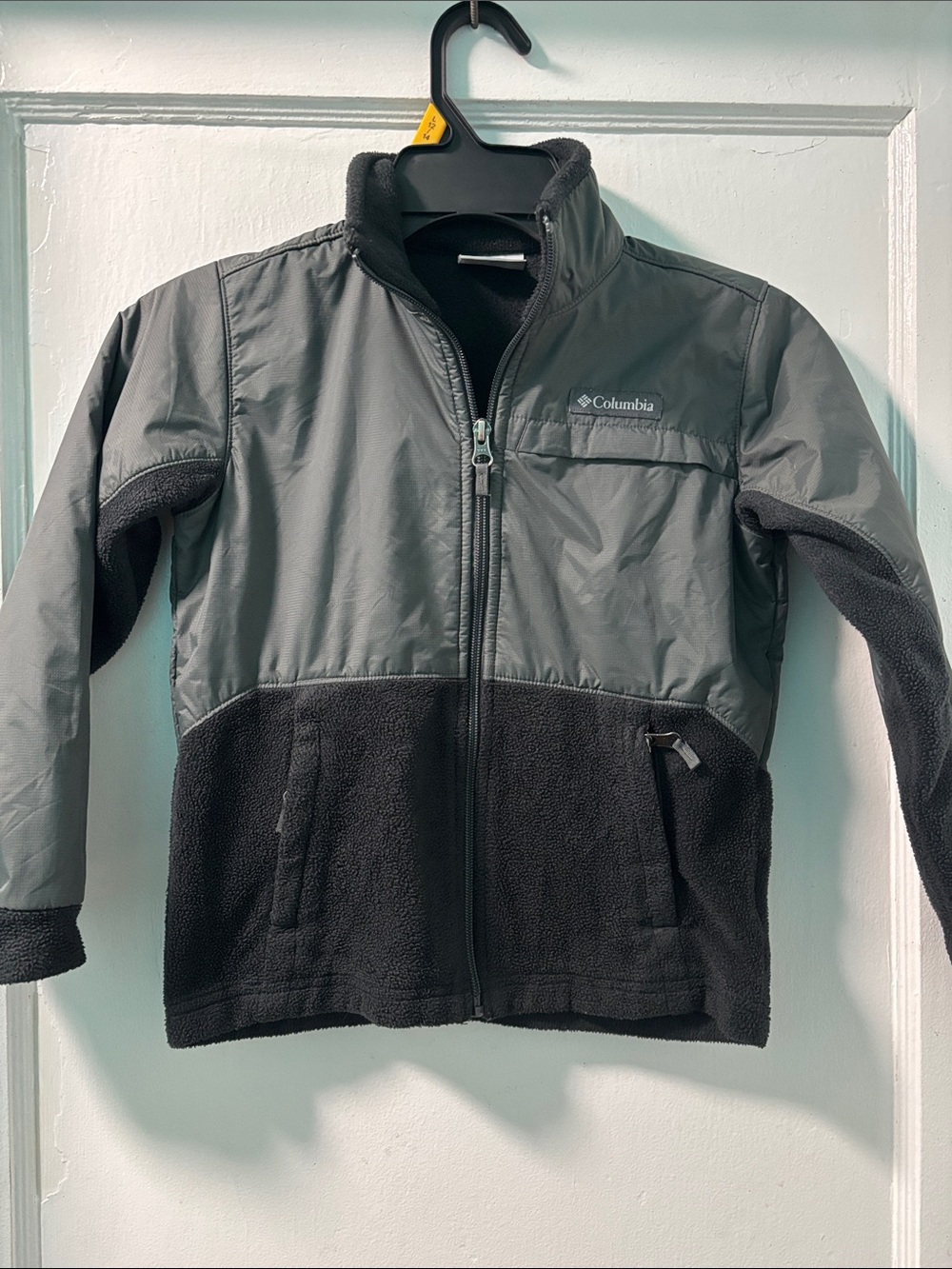Columbia Kids Charcoal and Black Hybrid Puffer Jacket